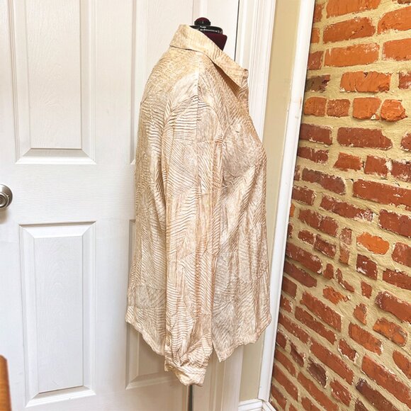 Drapers & Damons Gold Lizard Crinkled Metallic Button Down Blouse - Picture 2 of 5